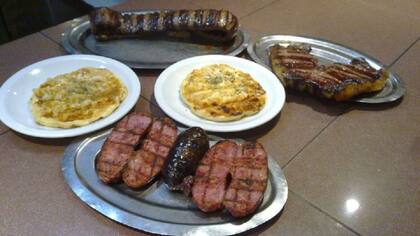 Restaurantes en Coghlan: Gran Parrilla Cramer. Foto: Facebook Gran Parrilla Cramer