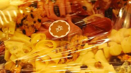 Restaurantes en Recoleta: Almacén Aurora. Foto: Facebook Almacén Aurora