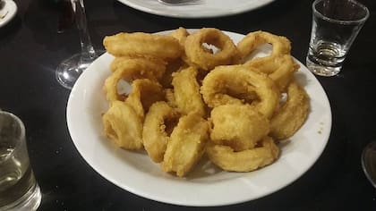 Restaurantes en Villa del Parque: Rincón Hispano. Foto: Facebook Rincón Hispano