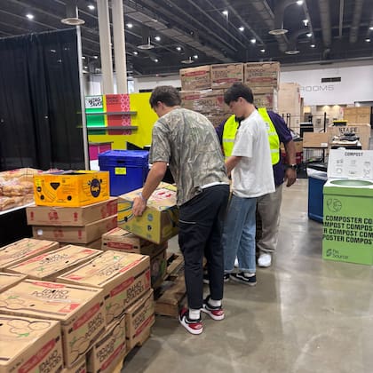 Restaurantes y organizaciones repartirán comida y pavos por Acción de Gracias en Houston (FB thehoustonfoodbank)