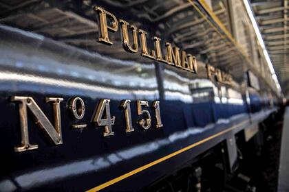 El "Orient Express" circuló desde 1883 hasta 1997, entre París y Constantinopla; ahora Estambul