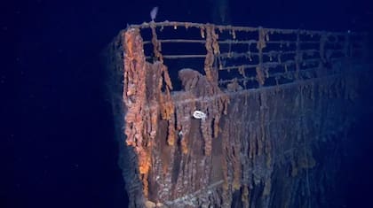Restos del Titanic en el fondo del océano Atlántico