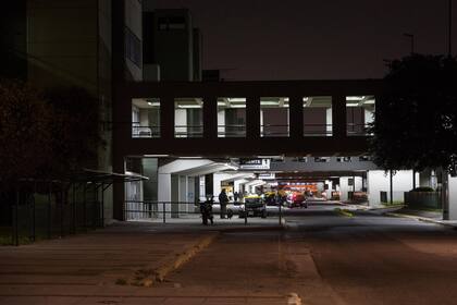 El entorno no desentona con el estado actual de la terminal que parece detenida en el tiempo.