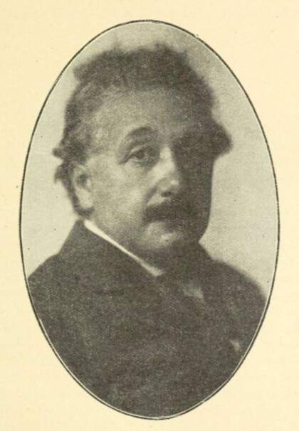 Retrato de Albert Einstein tomado por la casa Witcomb.