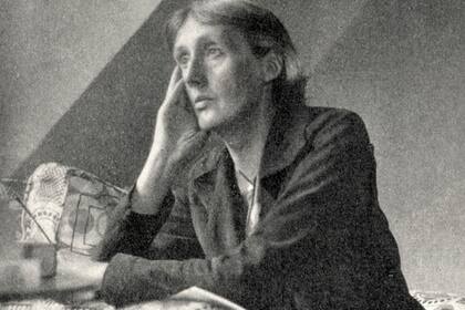 Retrato de la novelista y ensayista inglesa Virginia Woolf (1882-1941)