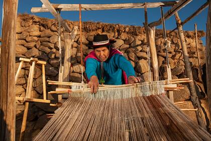 Retrato de una tejedora de ponchos en Catamarca