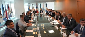 Los gobernadores cierran filas para defender sus dos proyectos del ley pese a las presiones del gobierno nacional
