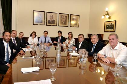 Reunión de autoridades de JxC tras el discurso de Fernández