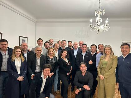 Reunión de bloque de LLA en Diputados