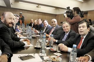 La Argentina feudal se aferra al poder y a sus privilegios