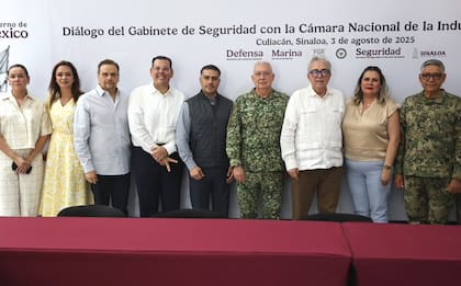 Reunión de seguridad en Sinaloa, México (X @SSPCMexico)