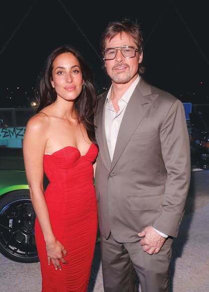 Mientras se prepara para el estreno de su nueva película, The Adventures of Cliff Booth, Brad se hizo un tiempo y asistió junto a su novia al lanzamiento de Mercedes-AMG, la división de autos de alta gama de la firma alemana celebrada en Los Ángeles