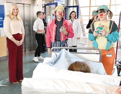 Junto a
un grupo de payasos
profesionales,
comprobó de primera
mano cómo impactan
la risa y el optimismo
de manera beneficiosa
en los enfermos.