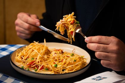 Revuelto Gramajo en Del Río Cantina