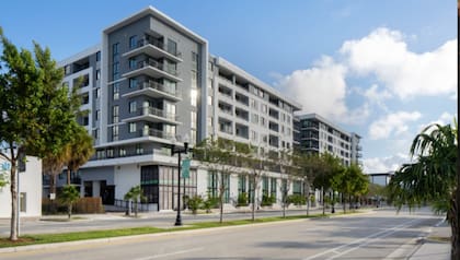 Revv Hollywood tiene 8 pisos y 180 unidades