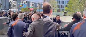 Atacaron al príncipe heredero exiliado de Irán, Reza Pahlavi, durante una aparición