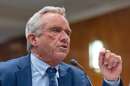 RFK Jr culpó a un misterioso factor ambiental por el aumento de niños de ocho años diagnosticados con autismo. (AP Foto/Manuel Balce Ceneta)