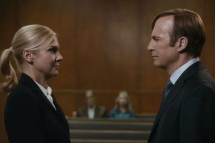 Rhea Seehorn y Bob Odenkirk