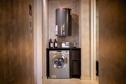 Rheem ofrece termotanques tanto de pie como para colgar.