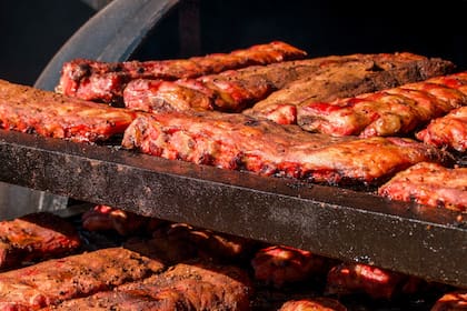 Ribs al Río, la opción de probar distintas versiones ahumadas el viernes 8 de diciembre