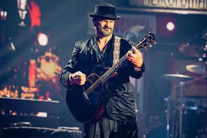 Ricardo Arjona se presenta en el Movistar Arena