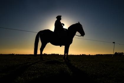 Ricardo fue jinete Para Ecuestre entre los años 2007 y 2011 compitiendo en campeonatos organizados por la Federación Ecuestre Argentina.
