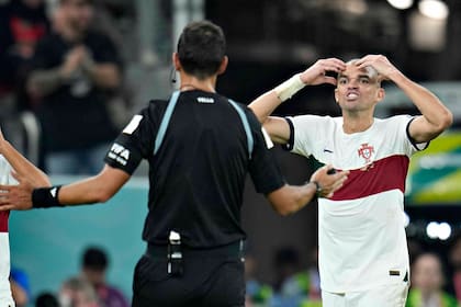 Pepe criticó la decisión de designar al argentino Facundo Tello para dirigir Portugal-Marruecos