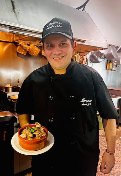 Ricardo Llanos, cocinero de Miramar