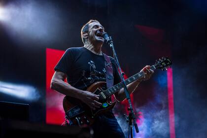 Ricardo Mollo en acción