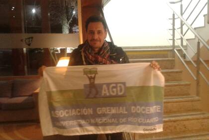 Ricardo Mollo, en Ro Cuarto, se solidariz con los docentes universitarios