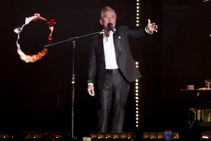 Ricardo Montaner vuelve a presentarse en vivo luego de dos aos