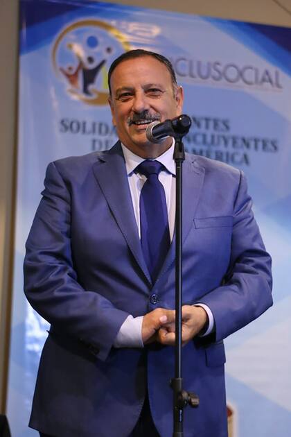 Ricardo Quintela es muy activo en la liga de gobernadores peronistas.
