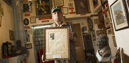 Ricardo Vitiritti y su colección en honor a Manuel Belgrano