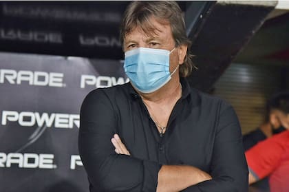 En el propio estreno de Zielinski en el banco de suplentes pincharrata, Estudiantes revirtió un 0-1 con un jugador de menos y contra River.