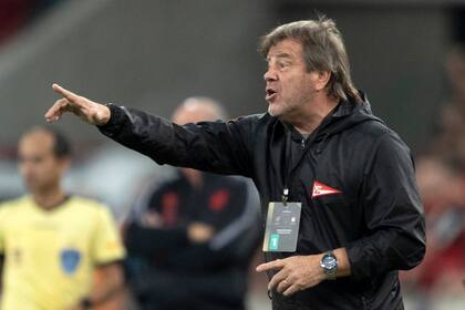 Ricardo Zielinski regresa a la Argentina tras un breve paso por Uruguay; su última experiencia