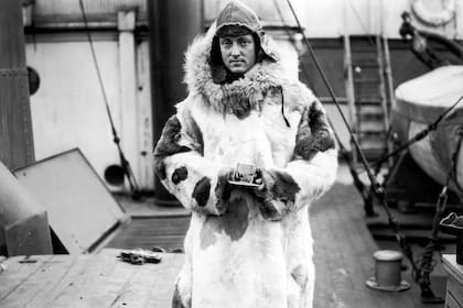 Richard Evelyn Byrd, a bordo de uno de los buques que formaron parte de la expedición en el Polo Sur