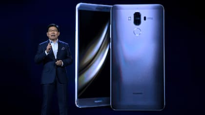 Richard Yu, CEO de Huawei Technologies Consumer Business Group, durante la presentación del Mate 9
