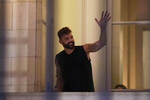 Ricky Martin salió a saludar y sus fans enloquecieron