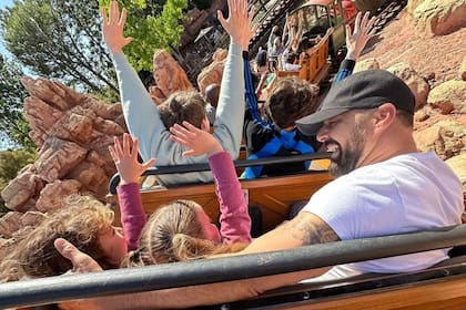 Ricky Martin y sus cuatro hijos de vacaciones