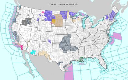 Riesgo de incendios: los fuertes vientos Santa Ana en California, con ráfagas de hasta 70 km/h, aumentan el peligro de incendios forestales.