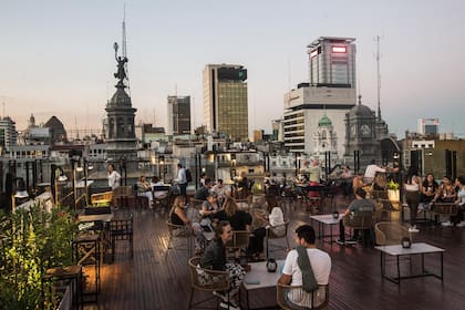 Rincones de Buenos Aires del Mirador Turistico Rooftop Plaza de Mayo Pasaje Roverano SABAD