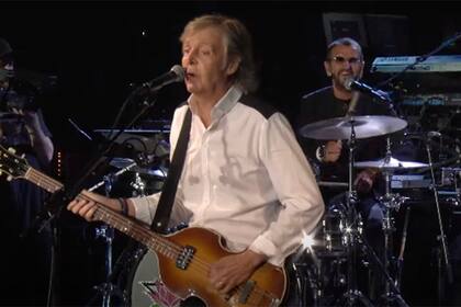 Para el final, Ringo Starr reservó lo mejor: a su excompañero Paul McCartney