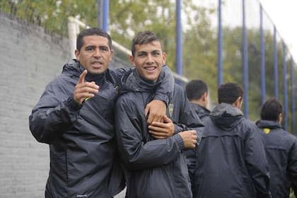 Román y Leandro, en un entrenamiento de Boca, cuando Claudio Borghi era el DT xeneize.