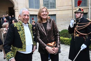 Mario Vargas Llosa ingresó en la Academia Francesa: ¿quiénes asistieron al evento cultural del invierno europeo?