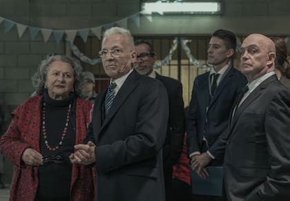 Rita Cortese y Gerardo Romano forman parte de En el barro
