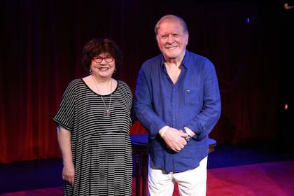 Rita Terranova y Arturo Puig, dos viejos amigos que se reencuentran en un proyecto teatral