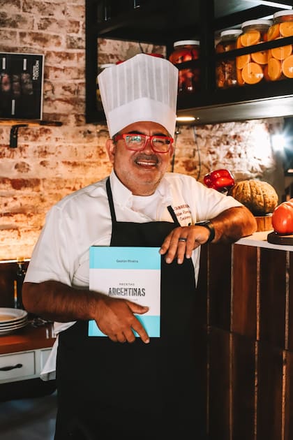 Riveira y su nuevo libro de recetas argentinas