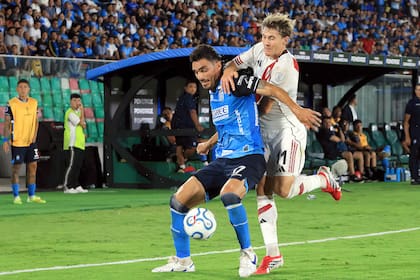 River no pudo con Blooming y empató 1 a 1 en la primera fecha del Grupo H de la Sudamericana 2026