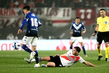 River no puede con Vélez y el partido sigue 0 a 0