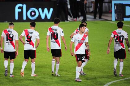 En el campo local el juego de River trastabilla, y viene la serie de octavos de final por la Copa Libertadores.
